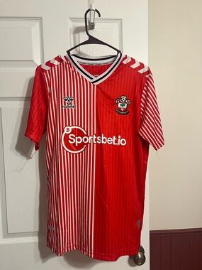 Southampton Red Striped Soccer Jersey
